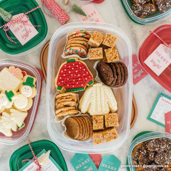 Rubbermaid Holiday Food Storage Containers